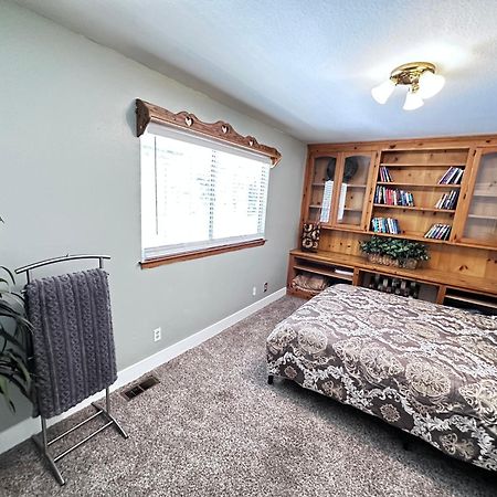Bluebird Cabin Crestline Екстериор снимка